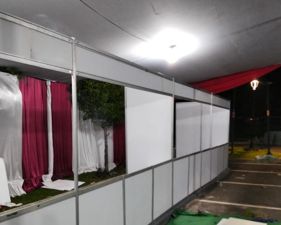 penyewaan partisi r8 jakarta